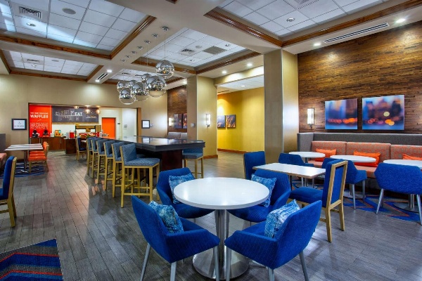 Hampton Inn By Hilton & Suites Columbia/Southeast-Fort Jackson image 6