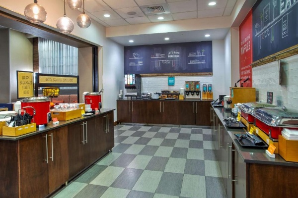Hampton Inn By Hilton & Suites Columbia/Southeast-Fort Jackson image 8